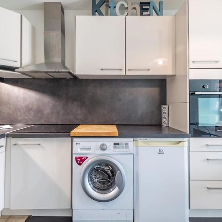 Revon - City Center Flat Annecy Bagian luar foto