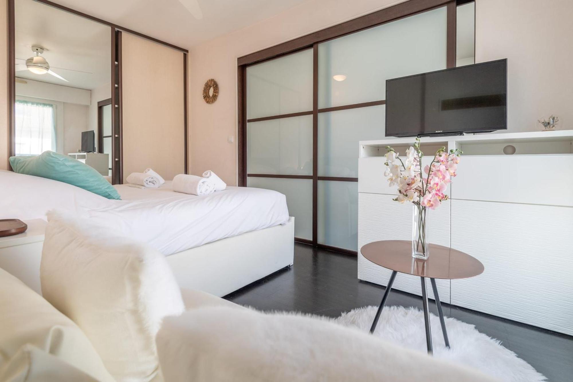 Revon - City Center Flat Annecy Bagian luar foto